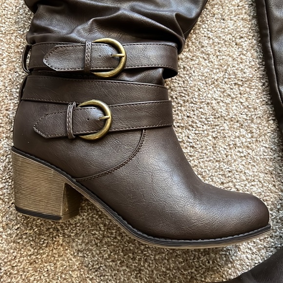 Journee Collection Tall Brown Boots - Picture 3 of 9